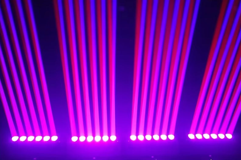Double-Sided LED Strobe Light Bar RGBW Atmosphere Stage Lighting 500w Power Aluminum Lamp Body Rotating for Moving Head Beam